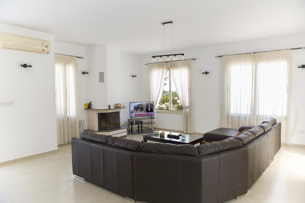 Eliofos Luxury Villa Polis Dış mekan fotoğraf